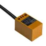Czujnik indukcyjny Omron TL-Q5MC1-Z do automatyki przemysłowej