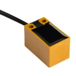 Mały czujnik indukcyjny 5 mm Omron TL-Q5MC1-Z