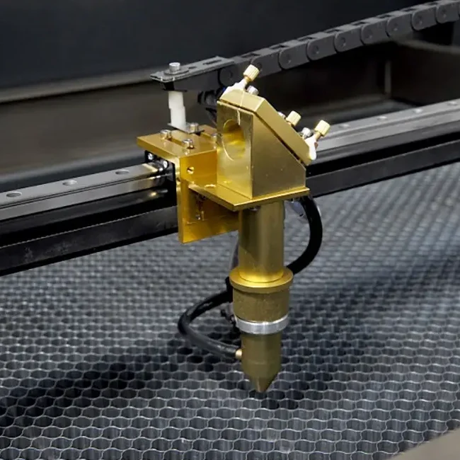 Głowica laserowa plotera CO2 60x40cm