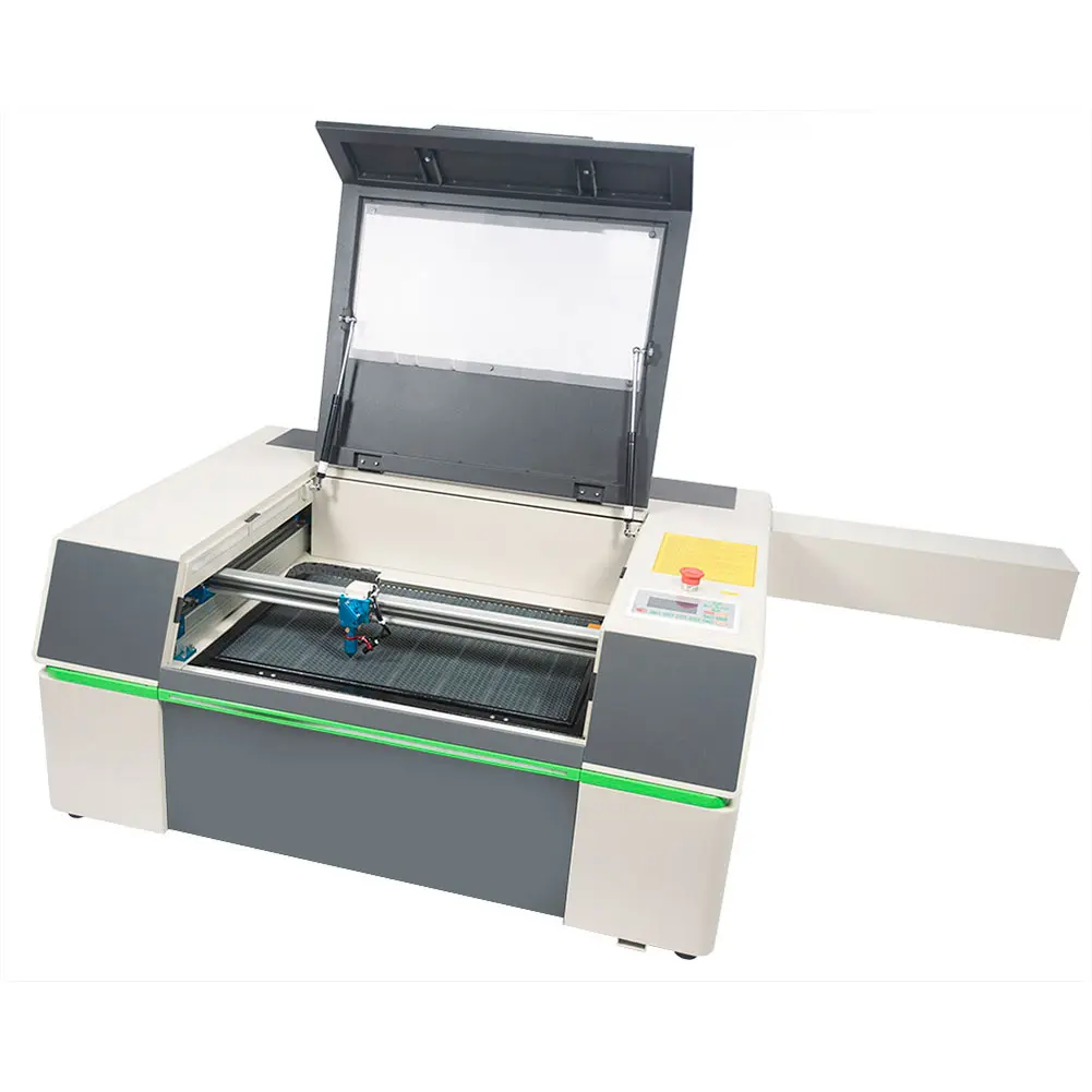 Ploter laserowy CO2 z podniesiona klapą i polem roboczym 60x40cm