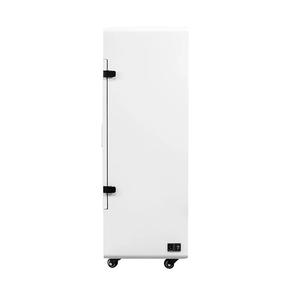 Boczny widok pochłaniacza oparów S302 na kółkach.