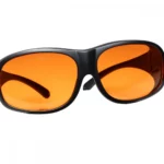 Zbliżenie na certyfikowane szkła od gogli ochronnych do UV