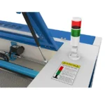 Widok na lampę kontrolną plotera co2 thunder laser nova